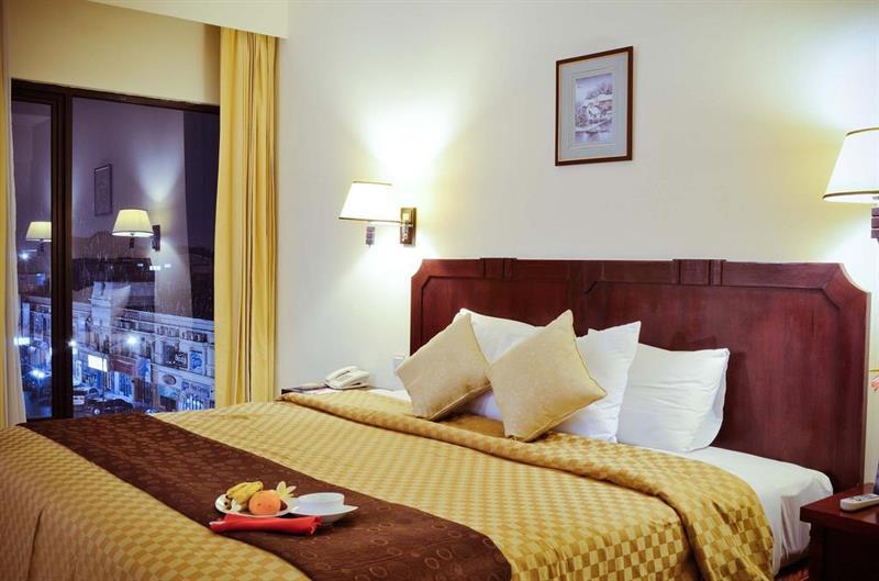 The Sun Hotel Sidoarjo Exteriör bild